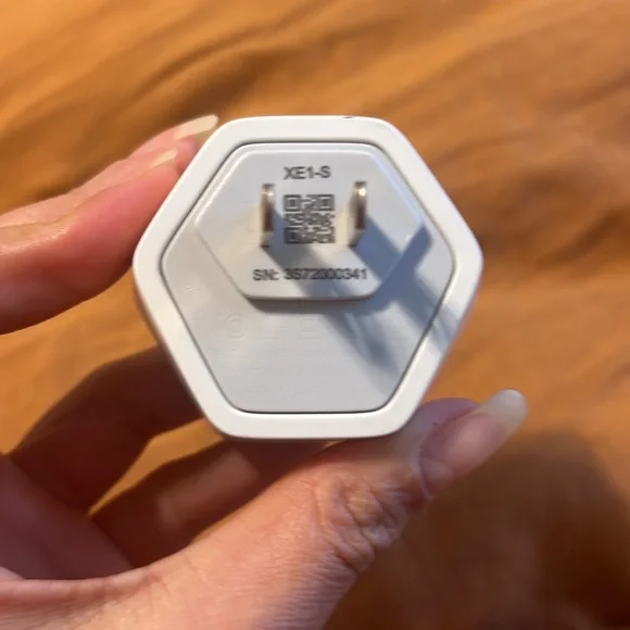 Xfinity Xfi Pods 1st Generation Wifi Extender X ONE - Picture 5 of 8